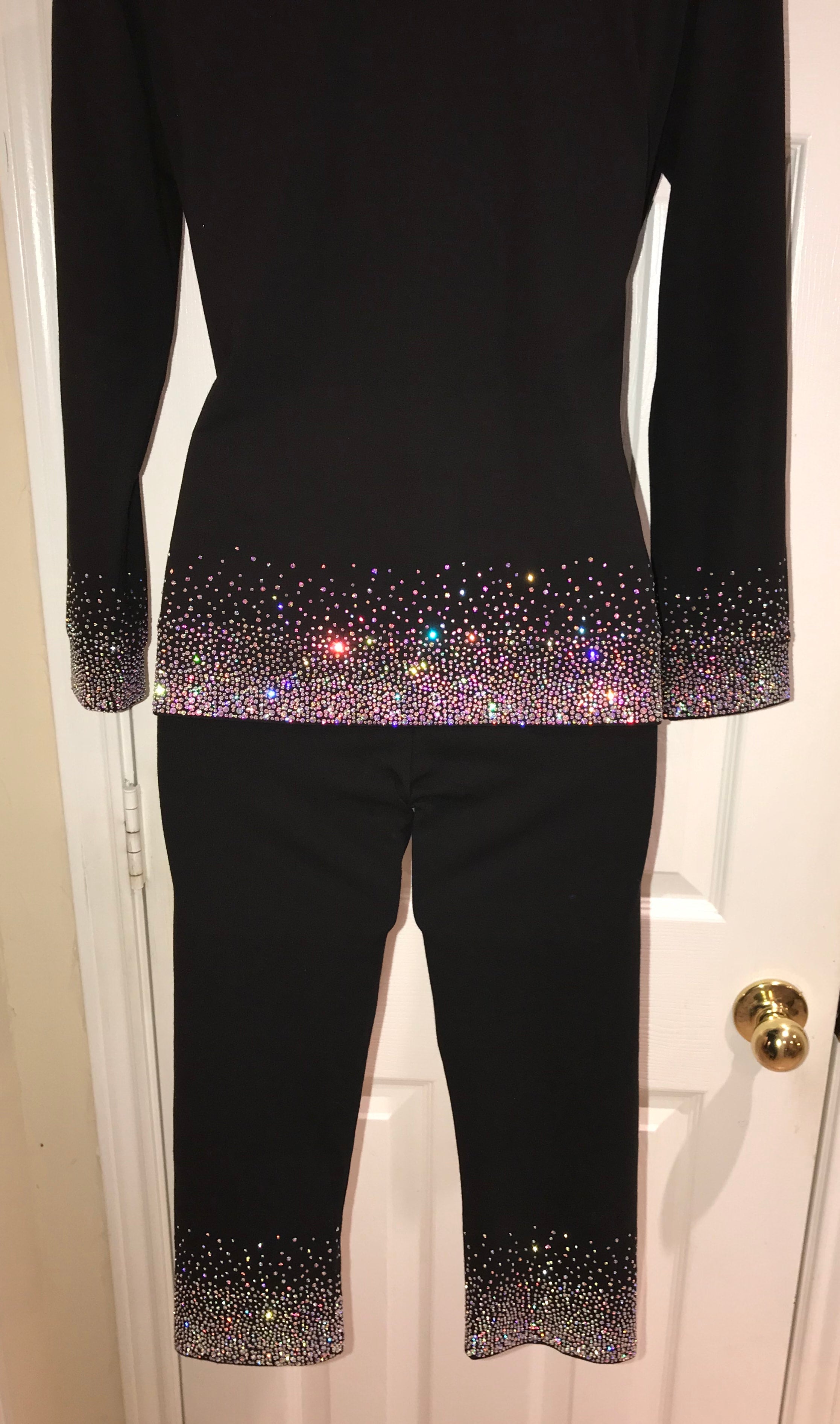 Black capris with rhinestones new arrivals