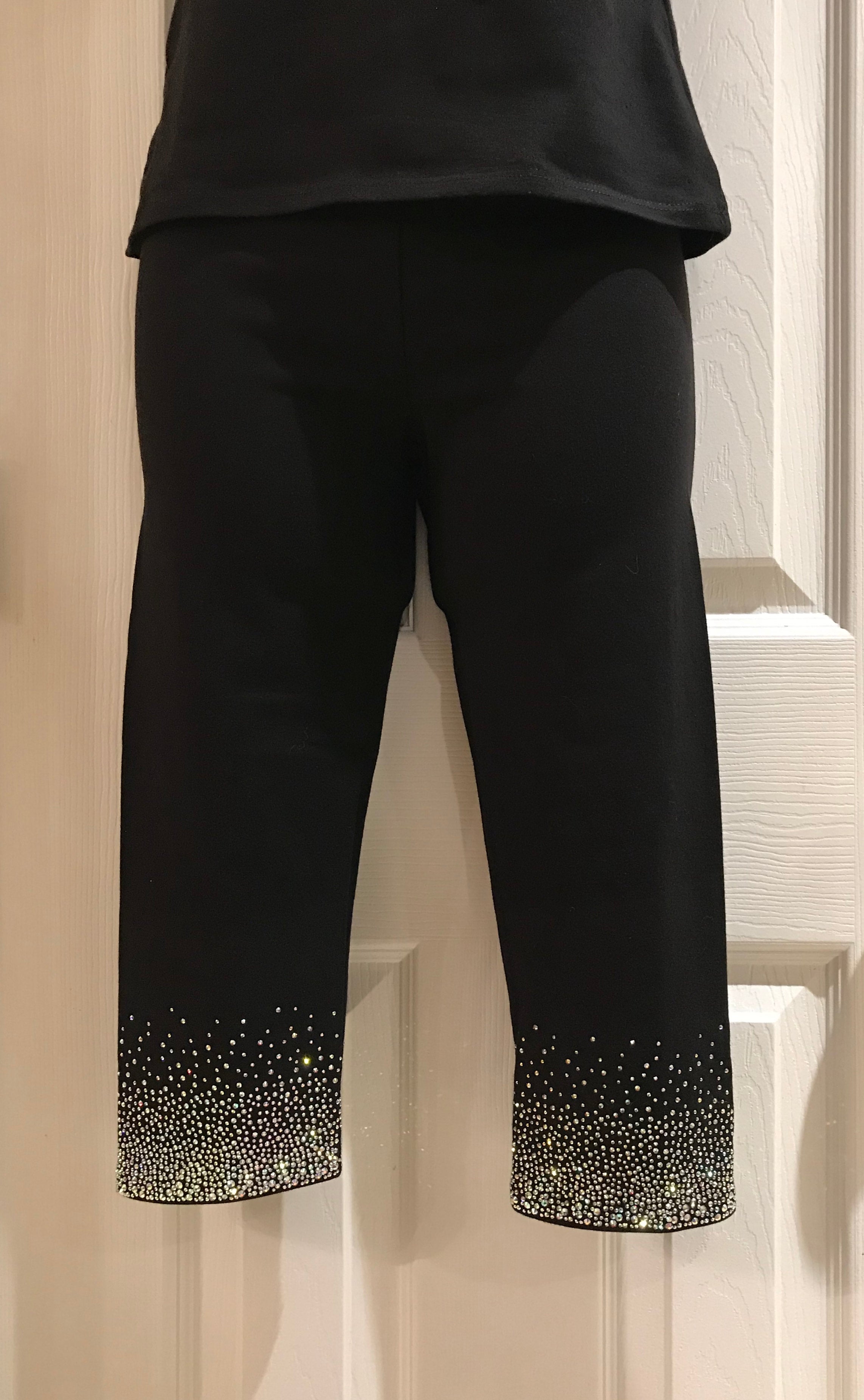 Capri pants with rhinestones hotsell